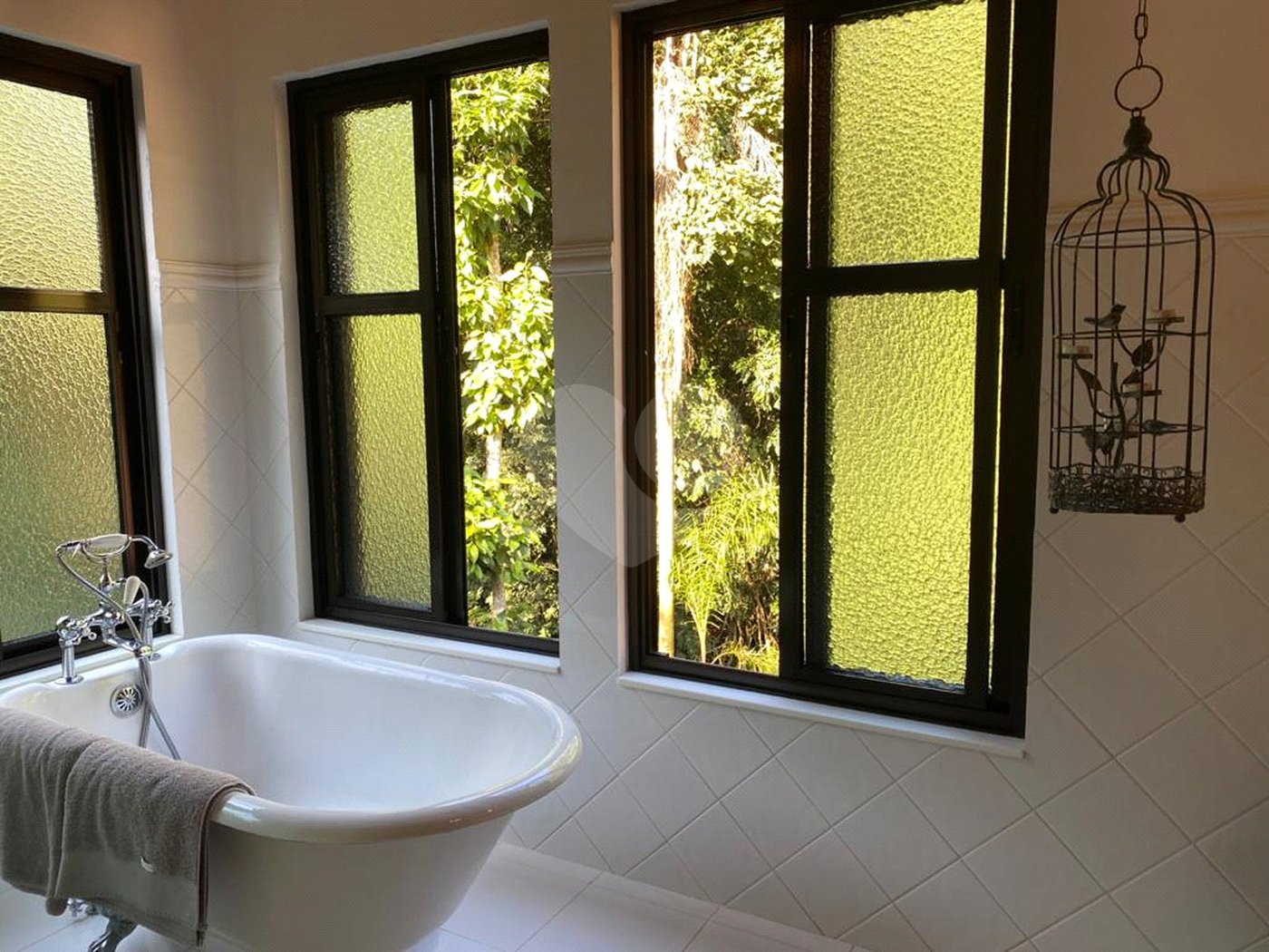 Casa à venda com 2 suítes no condomínio Residencial Cantareira, Mairiporã - SP