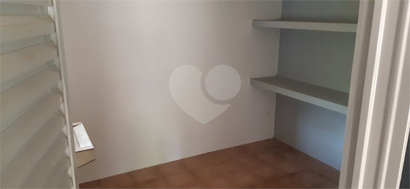 Casa à venda com 4 quartos, sendo 2 suítes, em Cidade Jardim, Araraquara, SP