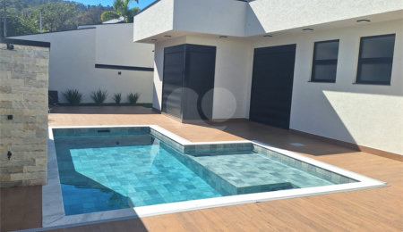 Casa à venda com 4 suítes em Condomínio Porto Atibaia, Atibaia, SP