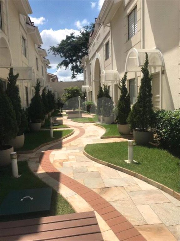 Casa à venda com 3 quartos, sendo 1 suíte, no condomínio Villas de São Francisco, São Paulo - SP