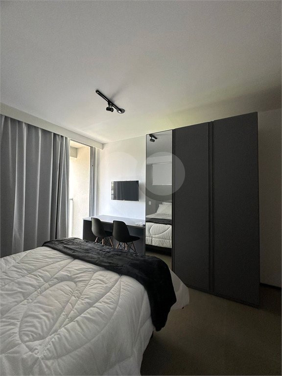 Apartamento à venda com 1 quarto em Indianópolis, São Paulo, SP