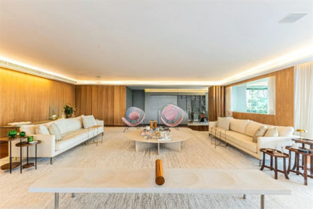 Apartamento à venda com 3 suítes em Vila Suzana, São Paulo, SP