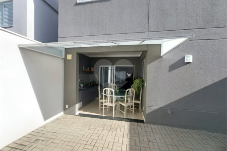 Casa à venda com 3 quartos, sendo 1 suíte, no condomínio Tirreno, Sorocaba - SP