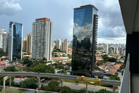 Apartamento à venda com 1 suíte em Vila Cordeiro, São Paulo, SP