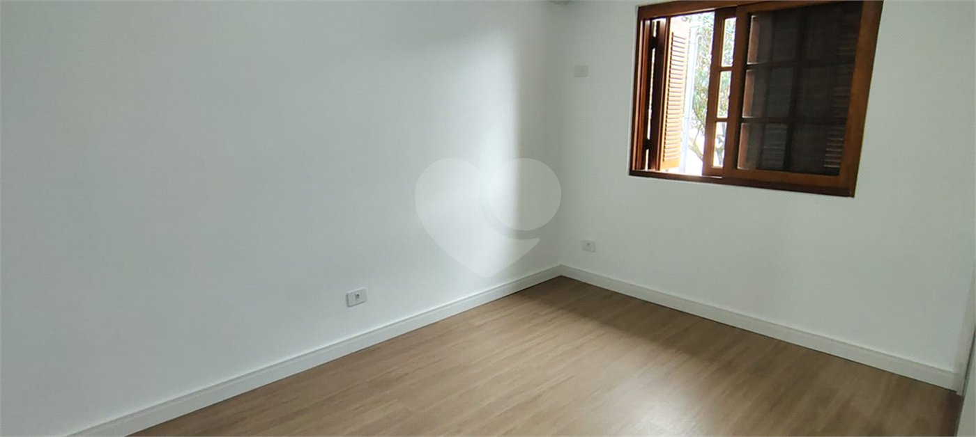 Casa de Vila à venda com 3 quartos, sendo 2 suítes, em Santo Amaro, São Paulo, SP