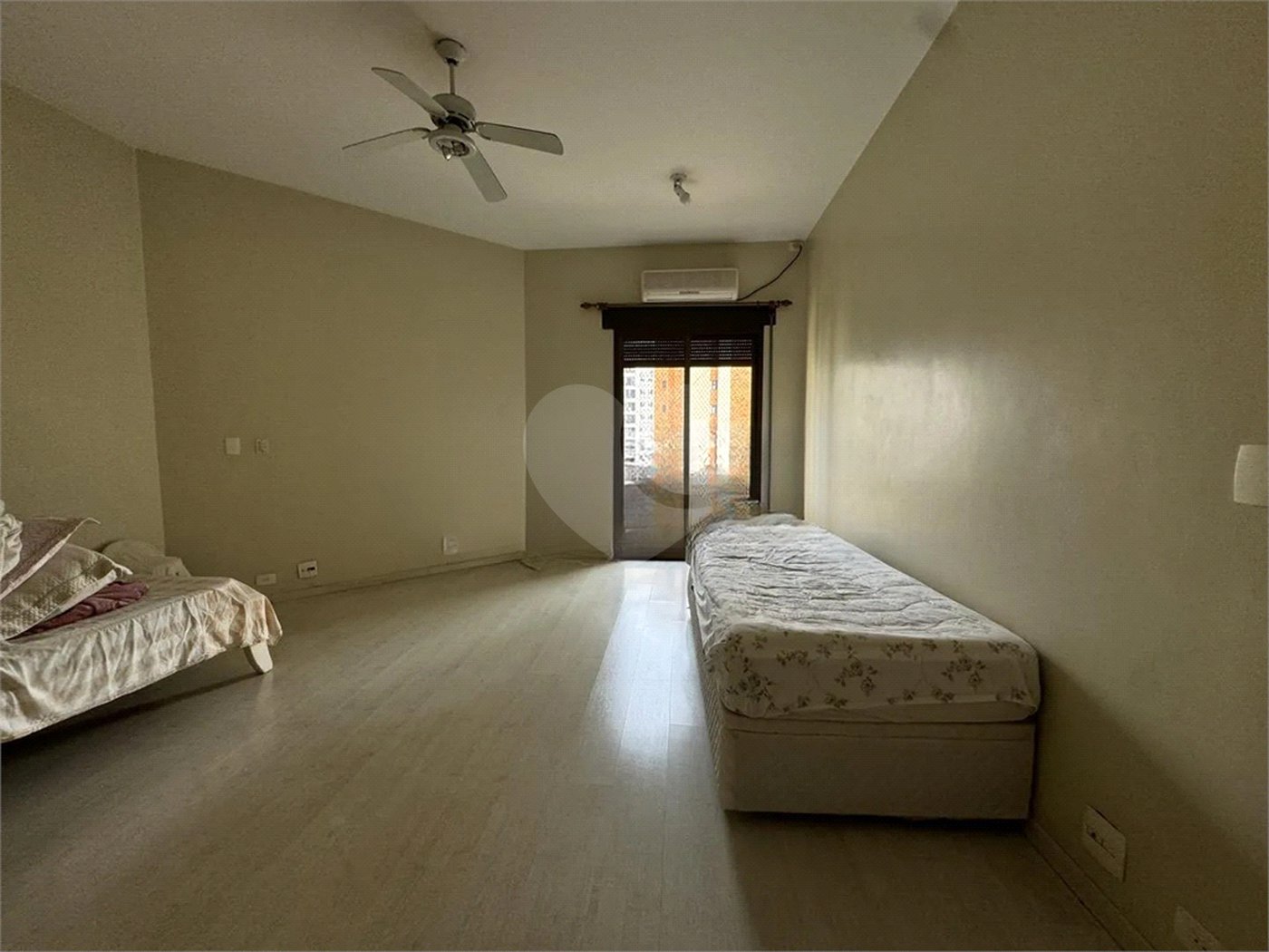 Apartamento à venda com 4 quartos, sendo 2 suítes,  em Vila Suzana, São Paulo, SP