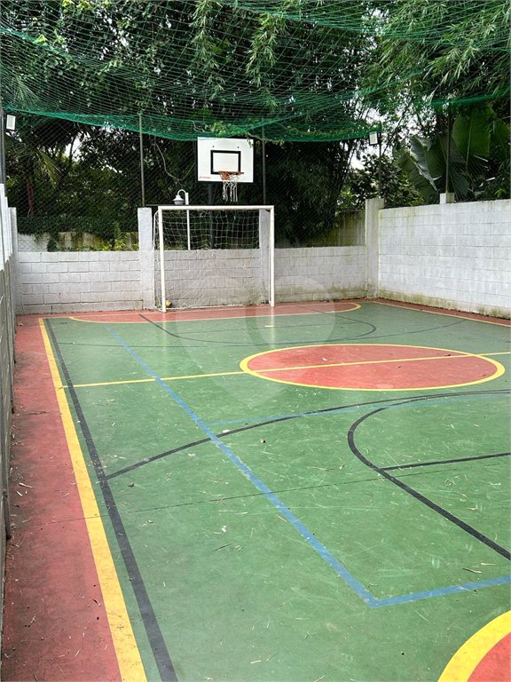Casa à venda com 2 quartos no condomínio Carvalho Lagares, Poá - SP