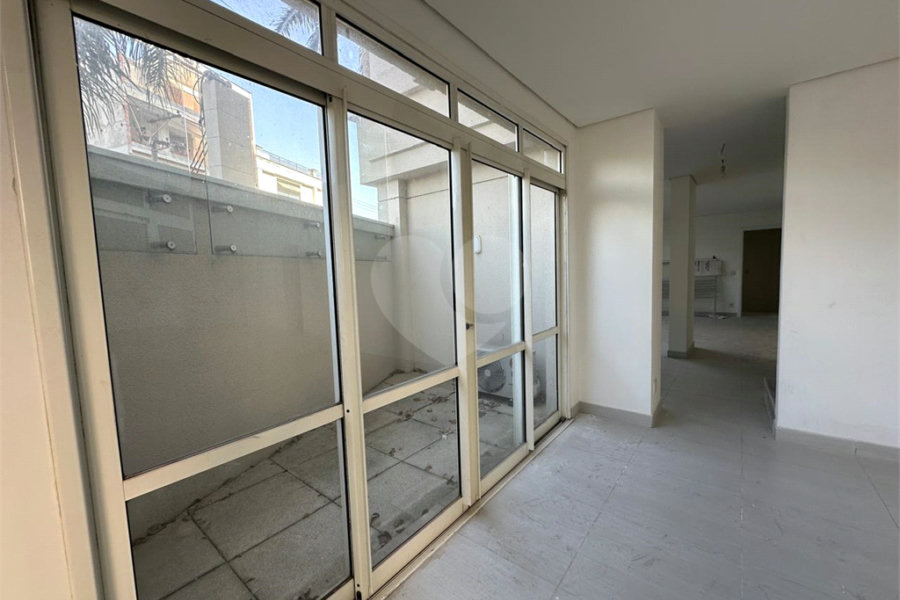 Apartamento à venda com 5 suítes em Santana, São Paulo, SP