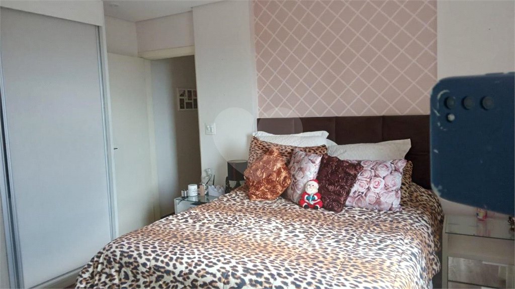 Apartamento à venda com 3 quartos, sendo 1 suíte, em Parque Novo Mundo, São Paulo, SP