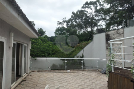 Casa à venda com 6 quartos, sendo 3 suítes, em Jardim Guedala, São Paulo, SP