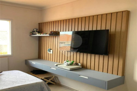 Casa à venda com 3 quartos, sendo 1 suíte, no condomínio Residencial Green Village, Indaiatuba - SP