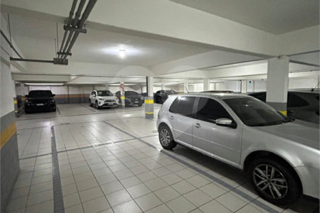 Apartamento à venda com 3 suítes em Indianópolis, São Paulo, SP
