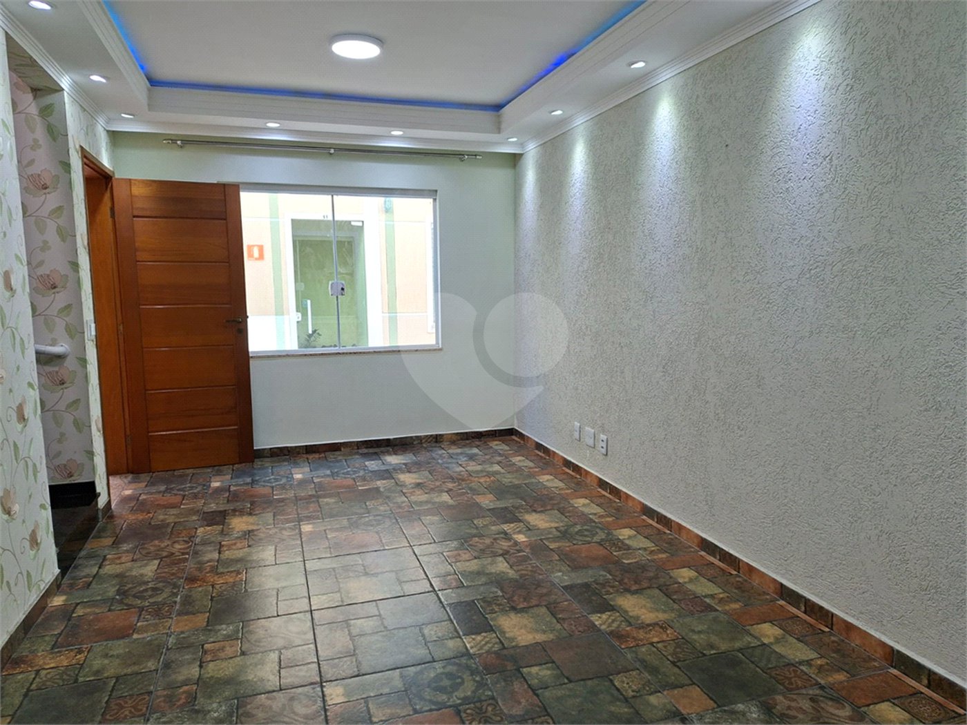 Casa à venda ou para alugar com 2 suítes no condomínio Residencial Alvorada Tucuruvi I, São Paulo - SP