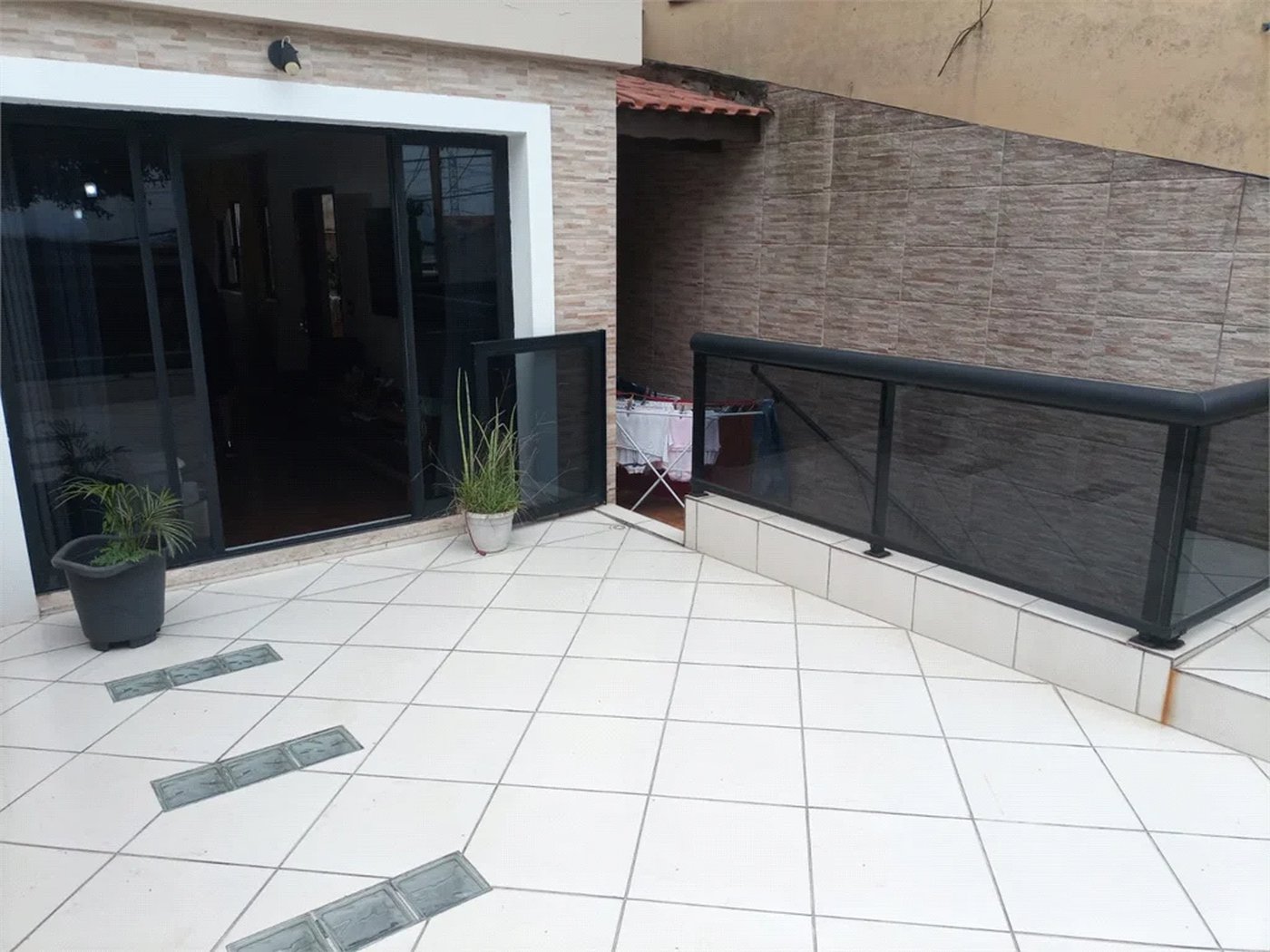 Casa à venda com 3 quartos, sendo 1 suíte, em Jardim Monte Azul, São Paulo, SP