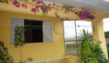 Casa à venda com 3 quartos, sendo 2 suítes,  em Jardim Taboão, São Paulo, SP