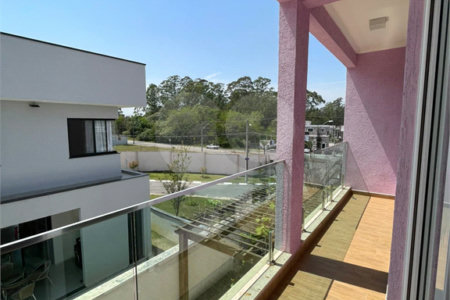 Casa à venda ou para alugar com 3 quartos, sendo 1 suíte, no condomínio Villagio Bella Citta, Mogi das Cruzes - SP
