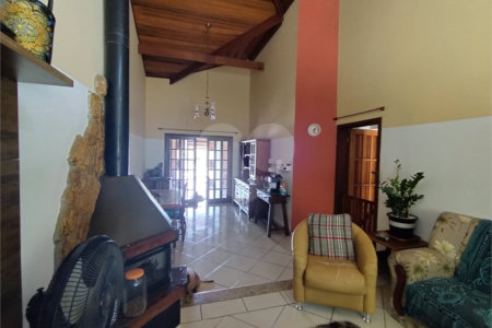 Casa à venda com 3 quartos, sendo 1 suíte, em Parque dos Cafezais IV, Itupeva, SP