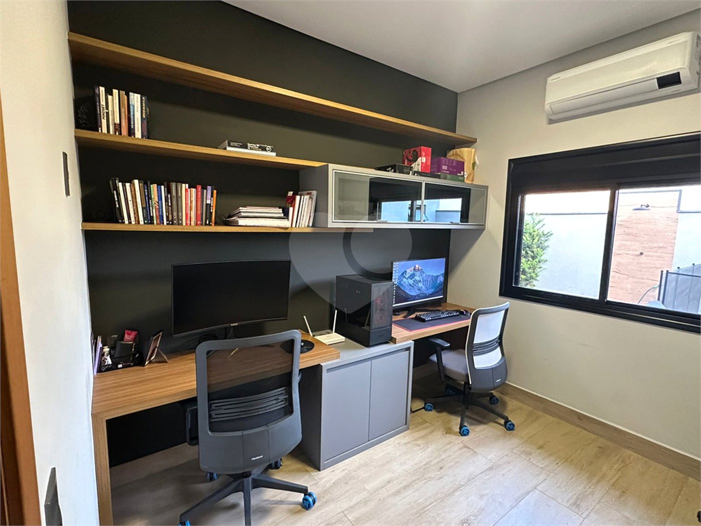 Casa à venda com 3 quartos, sendo 1 suíte, no condomínio Residencial Evidências, Indaiatuba - SP