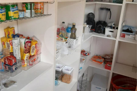 Casa à venda com 3 quartos, sendo 1 suíte,  em Vila Suissa, Mogi das Cruzes, SP