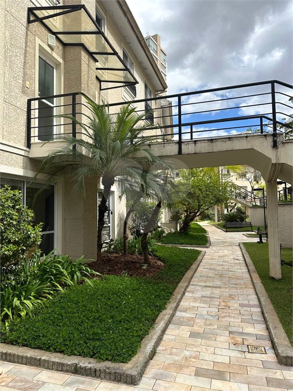 Casa à venda com 3 quartos, sendo 2 suítes, no condomínio Townhouse Village Morumbi, São Paulo - SP