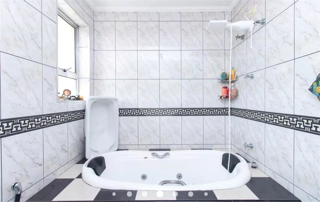 Sobrado à venda com 5 quartos, sendo 1 suíte, em Tucuruvi, São Paulo, SP