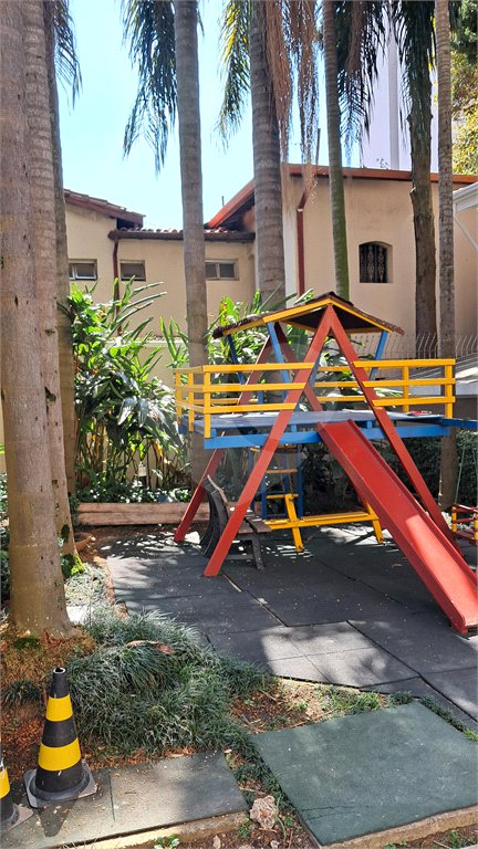 Casa à venda com 4 quartos, sendo 2 suítes, no condomínio Boulevard Saint Michael, São Paulo - SP