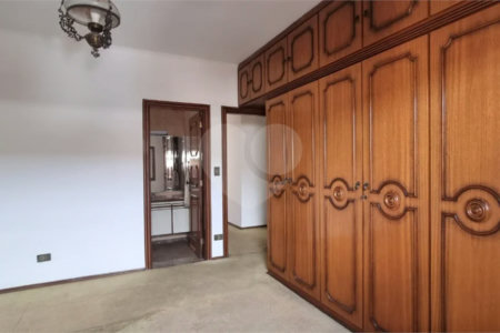 Casa Térrea à venda com 3 quartos, sendo 2 suítes, em Jardim São Paulo(zona Norte), São Paulo, SP