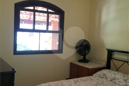Casa à venda com 4 quartos, sendo 2 suítes, no condomínio Vinhas da Vista Alegre - Lado Sede, Vinhedo - SP