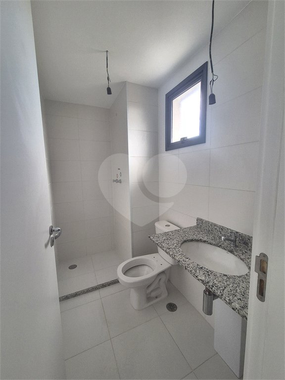 Apartamento à venda com 3 quartos, sendo 1 suíte, em Vila Anastácio, São Paulo, SP
