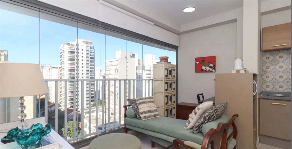 Apartamento à venda ou para alugar com 1 quarto em Cerqueira César, São Paulo, SP
