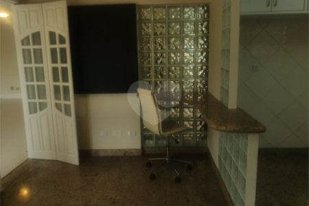 Casa à venda com 4 quartos, sendo 2 suítes,  no condomínio Lake Louise, São Paulo - SP