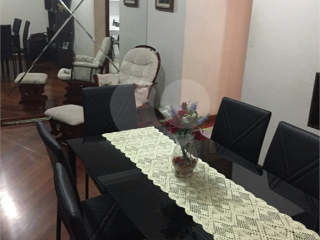 Apartamento à venda com 3 quartos, sendo 1 suíte,  em Morumbi, São Paulo, SP
