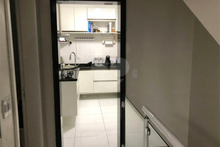 Casa à venda com 3 quartos, sendo 1 suíte, no condomínio Dolce Villa Anália Franco, São Paulo - SP