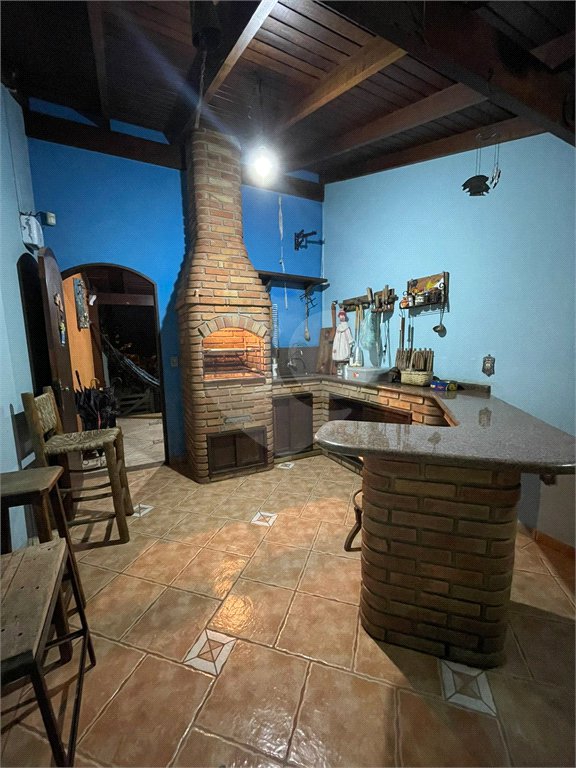 Sobrado à venda com 4 quartos, sendo 1 suíte,  em Vila Suissa, Mogi das Cruzes, SP