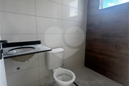 Casa à venda com 2 suítes no condomínio Residencial Camila, Rio de Janeiro - RJ