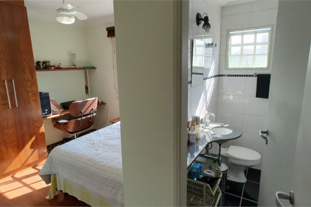 Casa à venda com 3 suítes em Vila Ipojuca, São Paulo, SP