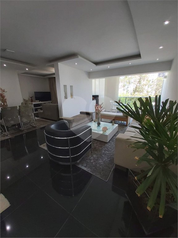Apartamento à venda com 3 quartos, sendo 2 suítes, em Vila Andrade, São Paulo, SP