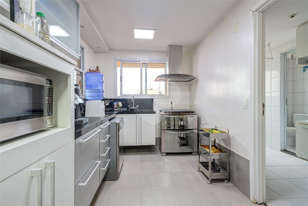 Apartamento à venda com 4 quartos, sendo 3 suítes, em Brooklin, São Paulo, SP