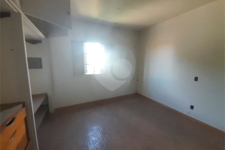 Casa à Venda na Rua Conde do Pinhal - São Carlos/SP