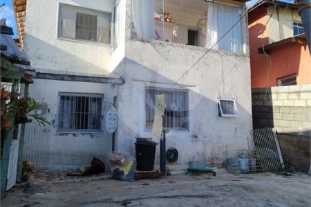 Casa à venda com 3 quartos, sendo 2 suítes, no Centro (mailasqui), São Roque, SP