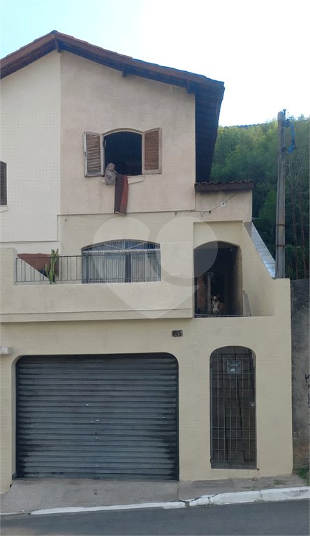 Sobrado à venda com 3 quartos, sendo 1 suíte, em Tremembé, São Paulo, SP