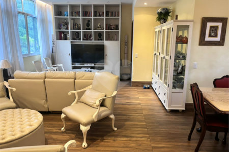 Apartamento à venda com 3 quartos, sendo 1 suíte, em Tijuca, Rio de Janeiro, RJ
