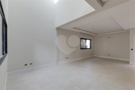 Casa à venda com 4 suítes no condomínio Reserva Robélia, São Paulo - SP