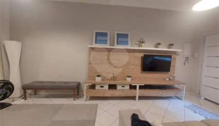 Casa de Vila à venda com 2 quartos, sendo 1 suíte,  em Rio de Janeiro, RJ