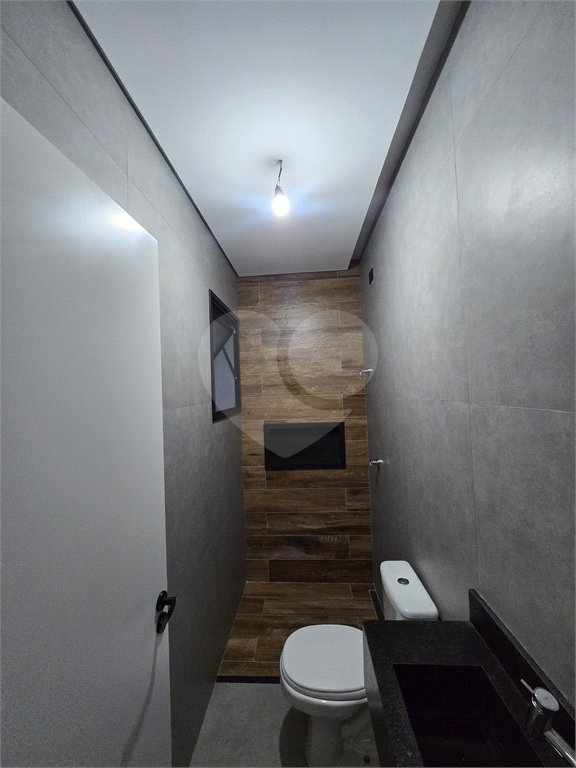 Sobrado à venda com 4 quartos, sendo 2 suítes,  em Vila Monumento, São Paulo, SP