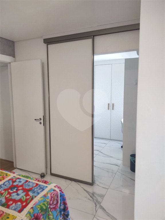 Apartamento à venda com 4 quartos, sendo 2 suítes, em Pinheiros, São Paulo, SP