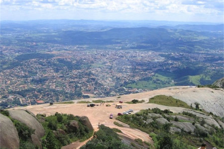 Sobrado à venda com 2 suítes em Recreio Maristela, Atibaia, SP