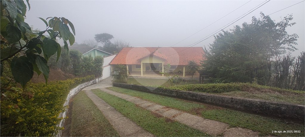 Chácara à venda com 3 quartos, sendo 1 suíte,  no Centro, Nazaré Paulista, SP