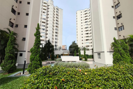 Apartamento à venda com 3 quartos, sendo 1 suíte,  em Vila Monumento, São Paulo, SP