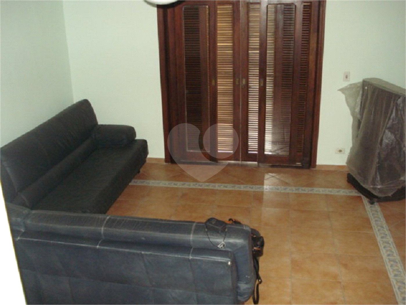 Sobrado para alugar com 5 quartos, sendo 2 suítes,  em Vila Suíça, Indaiatuba, SP